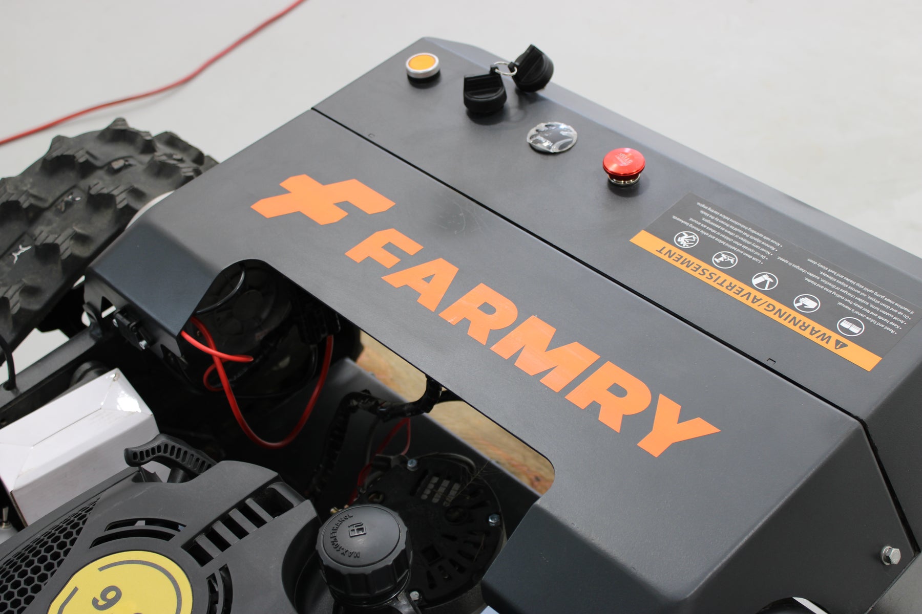 Used Remote-Controlled Snow Mower – 20.9" Cut, 6.1HP, Winter Duty, RM20S