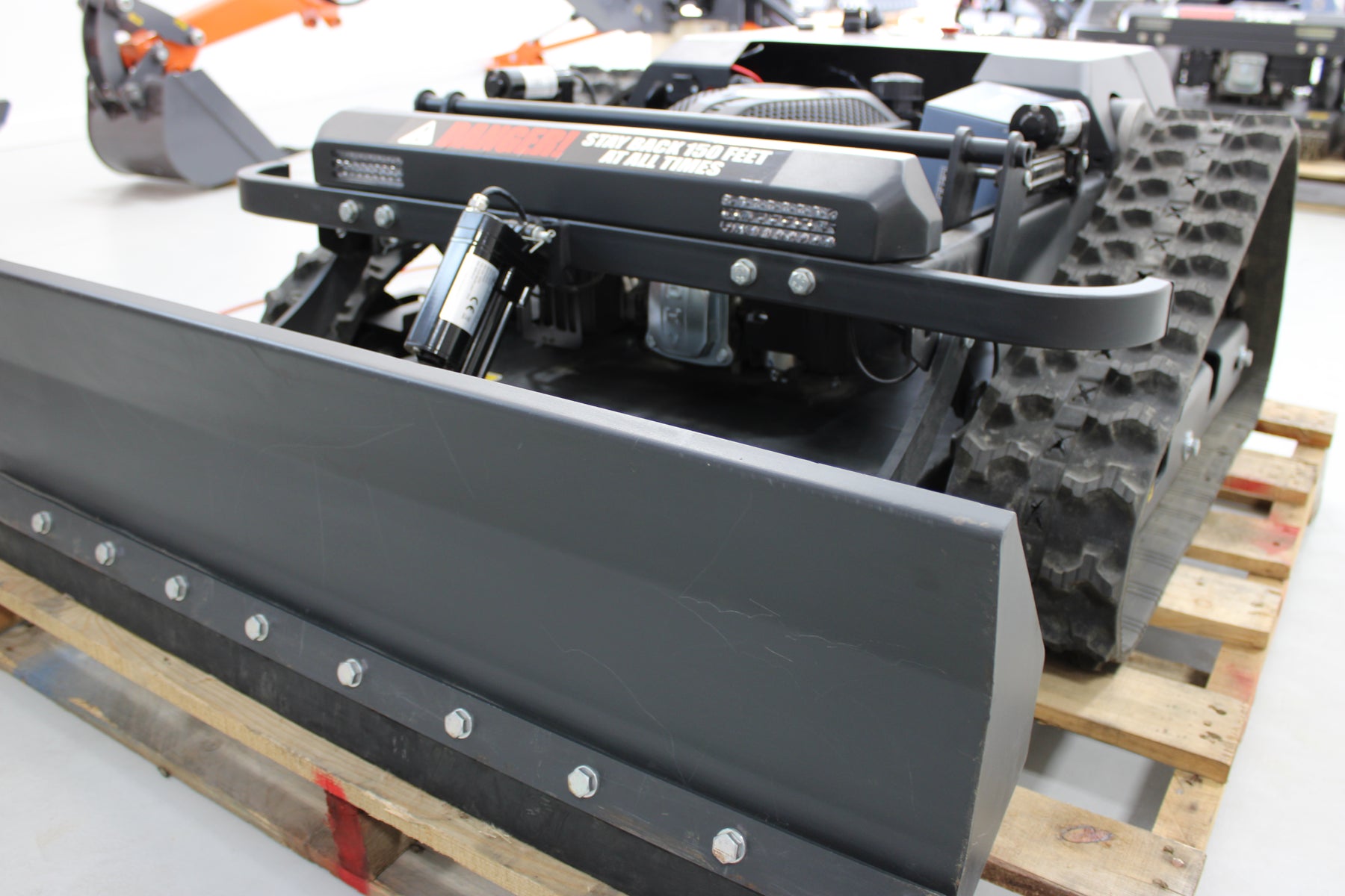 Used Remote-Controlled Snow Mower – 20.9" Cut, 6.1HP, Winter Duty, RM20S