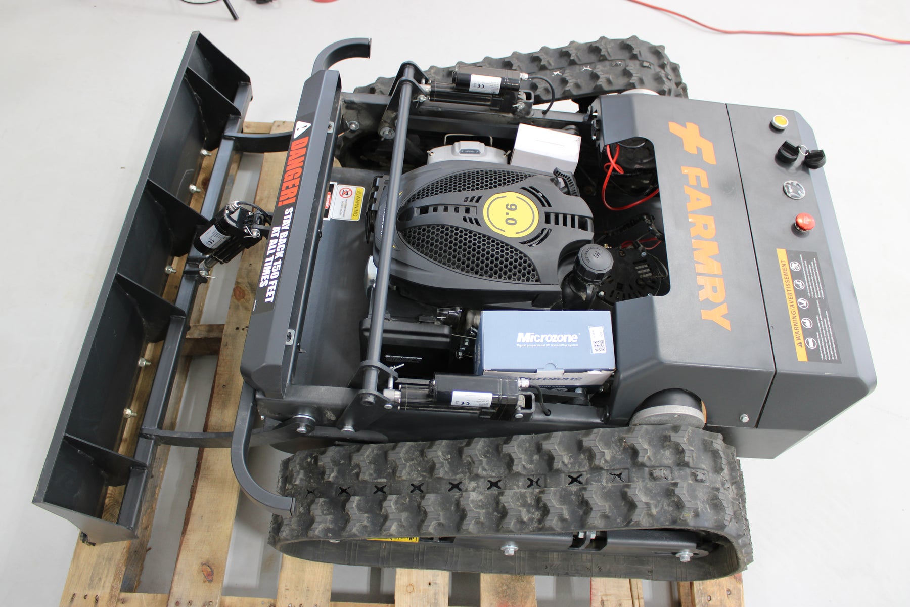 Used Remote-Controlled Snow Mower – 20.9" Cut, 6.1HP, Winter Duty, RM20S